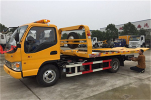 川汇哪里有拖车服务