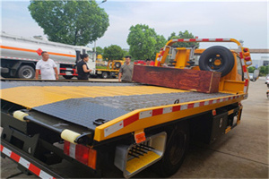 川汇附近拖车电话号码服务